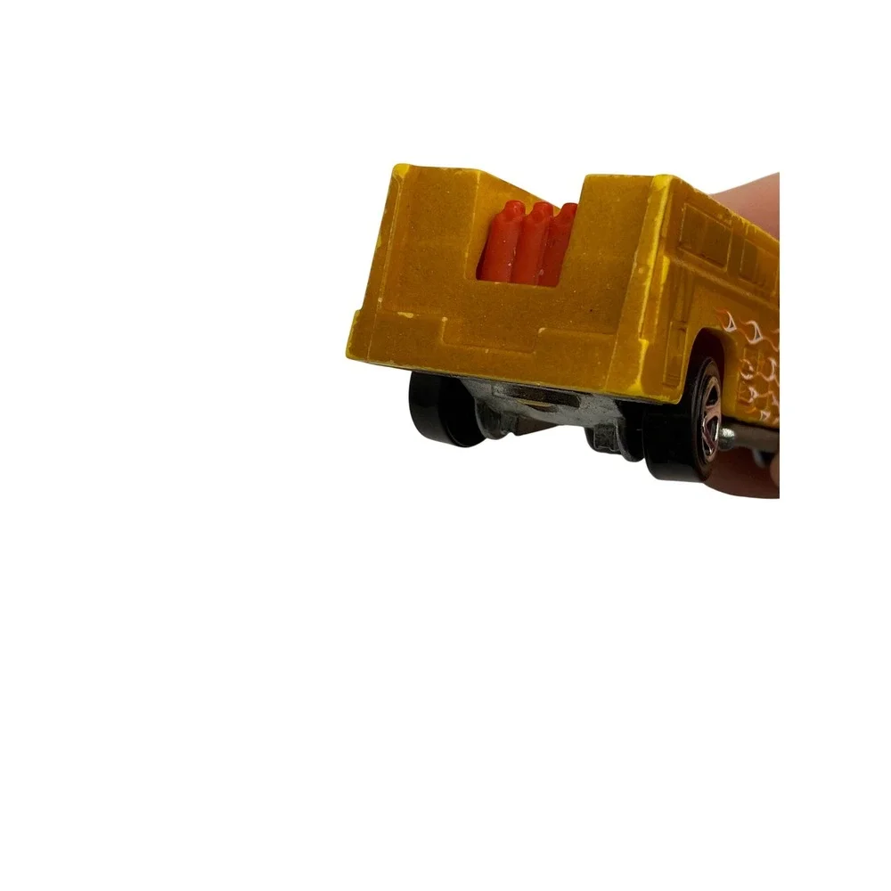 VTG 1974 Hot Wheels Medic Ambulance‎ Truck Gold with Flame Graphics Diecast Car